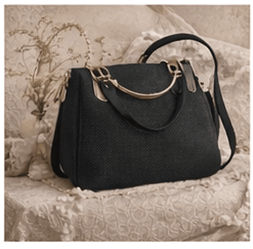 レザーハンドバッグ（ブラック）